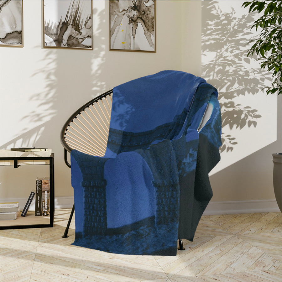 Claudius Aqueduct Luxury Blanket