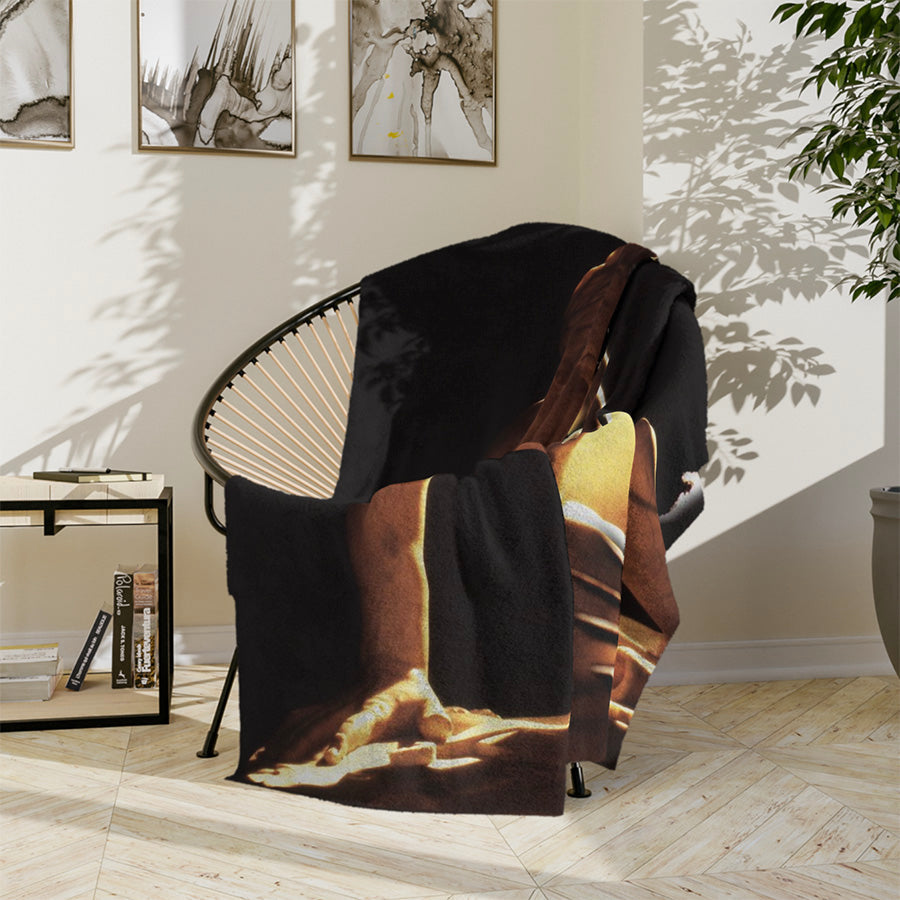 Dying Gaul Luxury Blanket - Heroic Contemplation Comfort