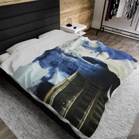 Roma luxury throw blanket - Classical Roman bust with Colosseum and Arch of Constantine in atmospheric blue light on premium soft fabric home accessory

