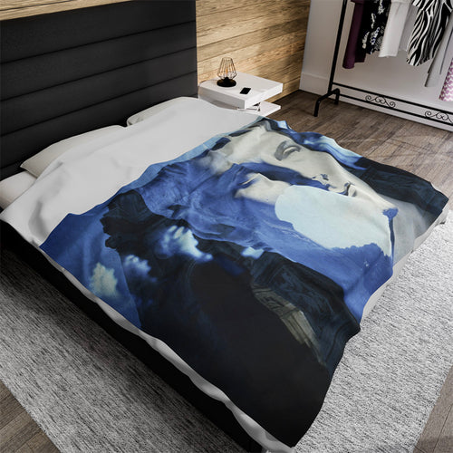 Roman Arch luxury throw blanket - Classical marble sculpture with Roman arch in dreamlike blue double exposure on premium soft fabric
